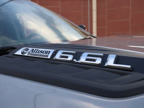 Used 2024 Chevrolet Silverado 2500 LT w/ Safety Package AWD/4WD image 5