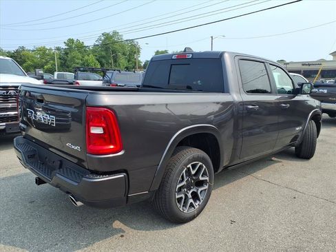 New 2026 RAM 1500 Laramie AWD/4WD image 4