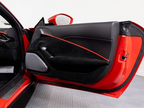 Certified 2025 Ferrari Roma Spider image 47