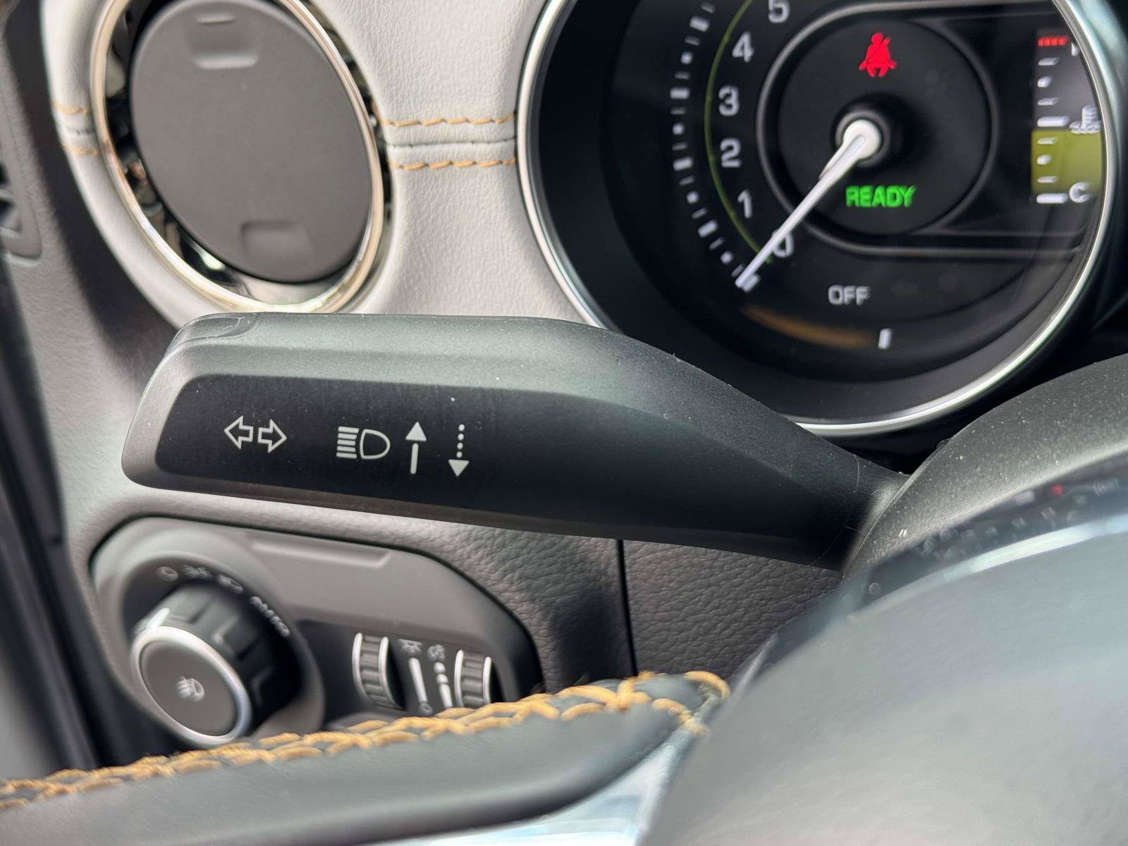 Used 2022 Jeep Wrangler Unlimited Sahara AWD/4WD image 22