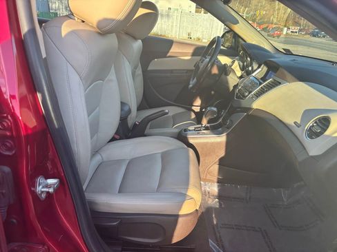 Used 2012 Chevrolet Cruze LTZ image 16