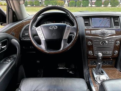 Certified 2016 INFINITI QX80 4WD w/ Driver's Assistance Package image 17