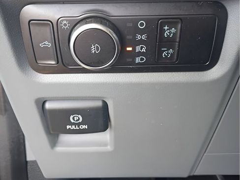 Used 2023 Ford F150 XLT RWD image 18