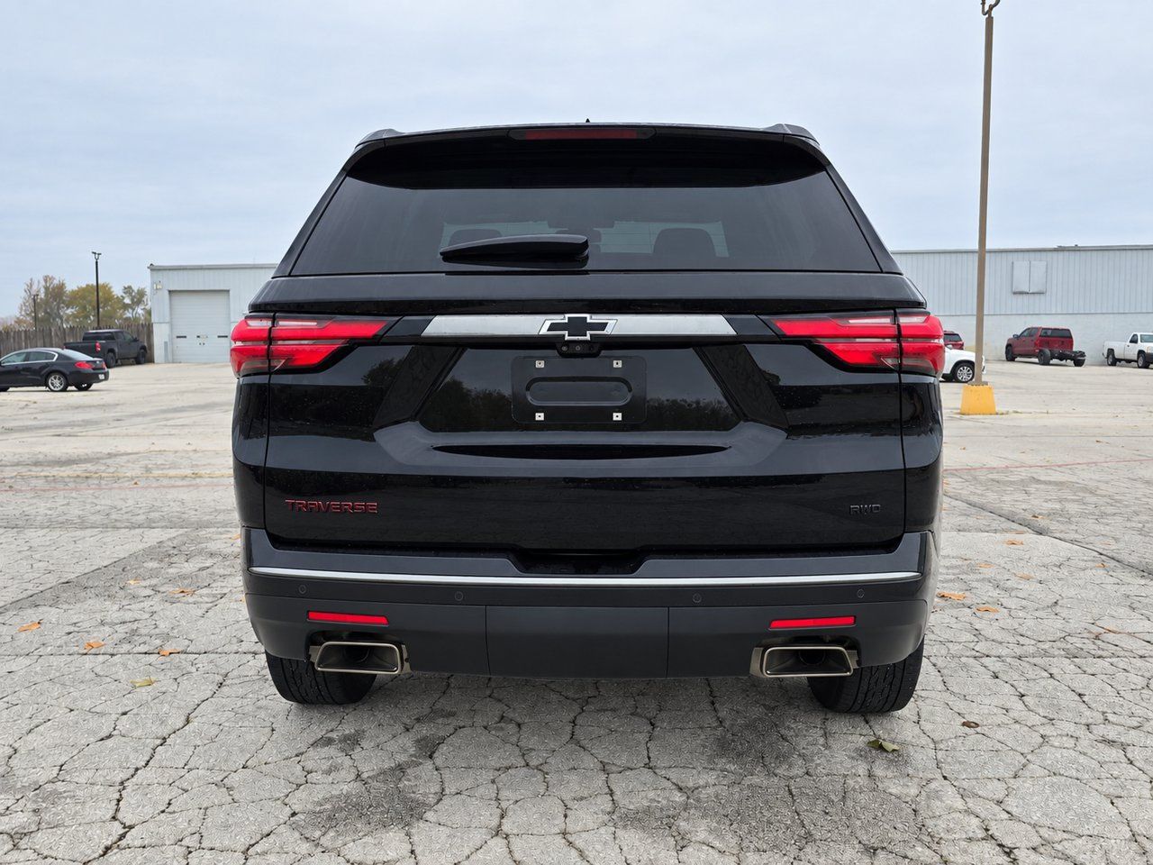 Used 2022 Chevrolet Traverse Premier w/ Redline Edition AWD/4WD image 5