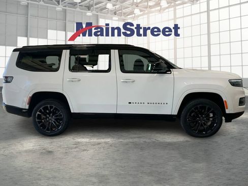 Used 2024 Jeep Grand Wagoneer Series II w/ Quick Order Packagew 28T image 6