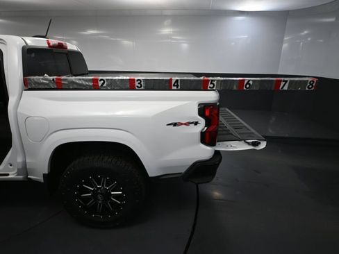 Used 2023 Chevrolet Colorado W/T w/ WT Convenience Package II AWD/4WD image 39