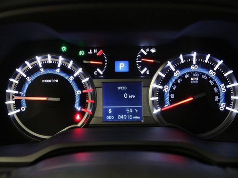 Used 2019 Toyota 4Runner Limited image 13