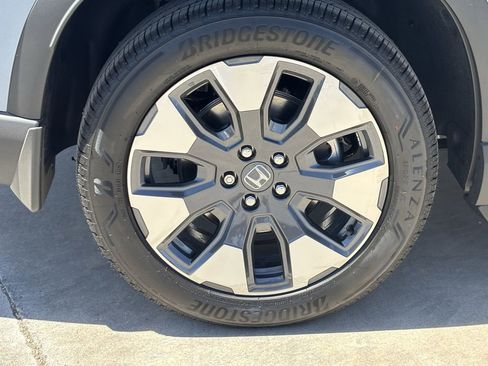 New 2026 Honda Pilot Elite image 5