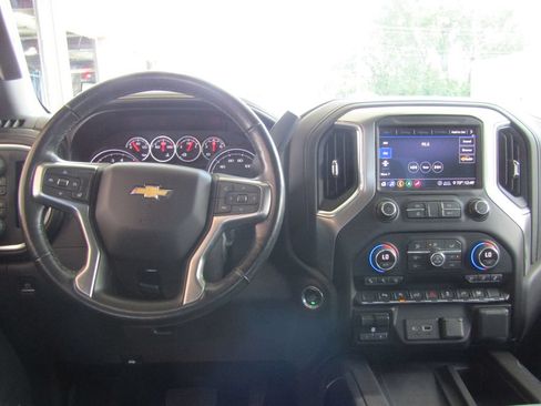Used 2020 Chevrolet Silverado 1500 LTZ w/ LTZ Plus Package AWD/4WD image 5