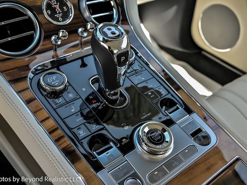 Used 2020 Bentley Continental GT image 53