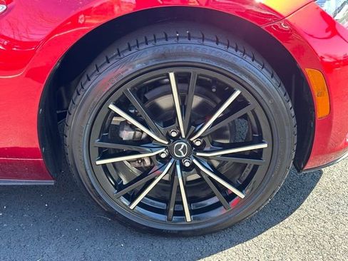 Used 2025 MAZDA MX-5 Miata RF Grand Touring image 12