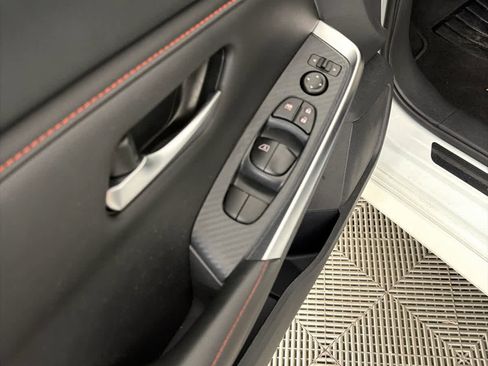 Used 2024 Nissan Sentra SR image 22