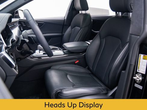 Used 2024 Audi Q8 Prestige w/ Prestige Package image 15