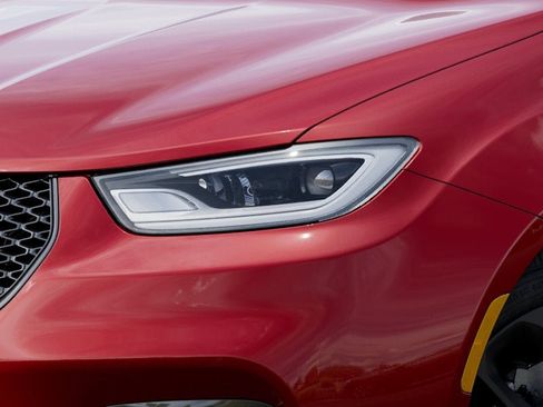 New 2026 Chrysler Pacifica Select image 42