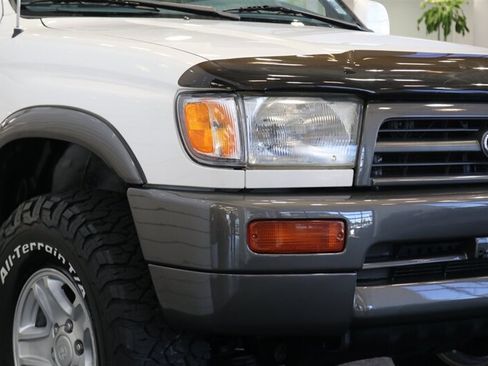 Used 1997 Toyota 4Runner SR5 w/ Sports Pkg AWD/4WD image 13