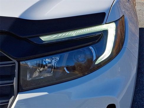 Certified 2025 Honda Ridgeline TrailSport+ image 9