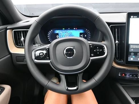 New 2026 Volvo XC60 B5 Plus w/ Protection Package Premier AWD/4WD image 24
