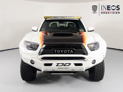 Used 2018 Toyota Tacoma TRD Pro AWD/4WD image 8