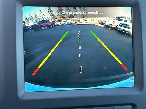 Used 2023 Jeep Cherokee Altitude Lux w/ Lux Elite Package image 17