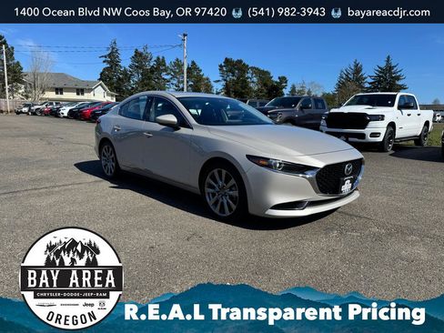 Used 2022 MAZDA MAZDA3 s image 8