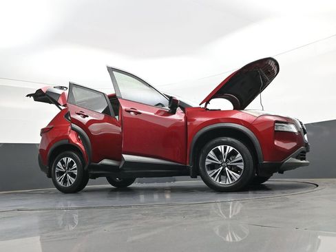 Used 2023 Nissan Rogue SV w/ SV Premium B Package FWD image 50