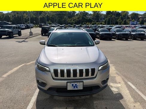 Used 2020 Jeep Cherokee Latitude Plus w/ Comfort/Convenience Group AWD/4WD image 2
