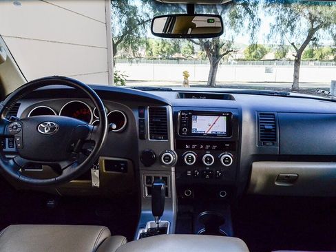 Used 2013 Toyota Sequoia SR5 image 19
