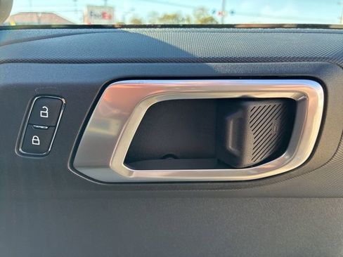 New 2025 Ford Bronco 4-Door image 26