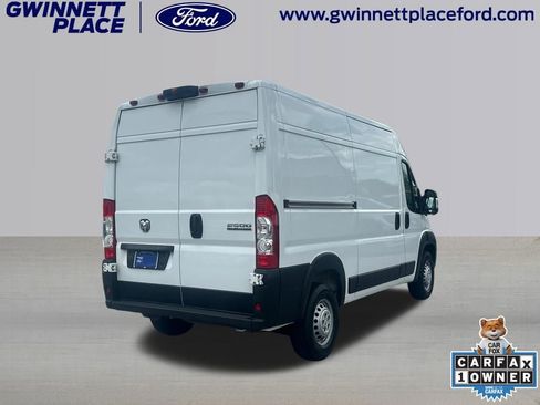 Used 2025 RAM ProMaster 2500 w/ Convenience Group FWD image 5