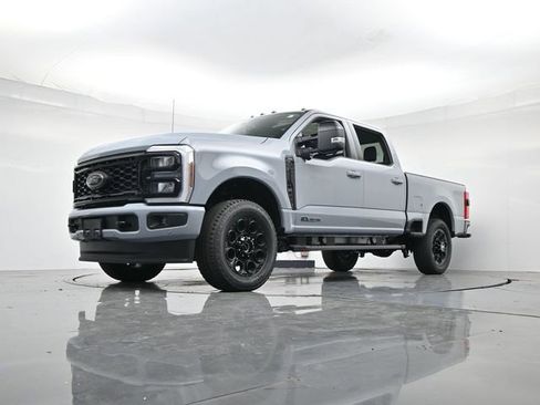 New 2026 Ford F250 Lariat w/ Black Appearance Package AWD/4WD image 35