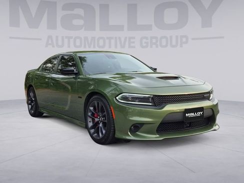Used 2023 Dodge Charger R/T w/ Plus Group RWD image 7