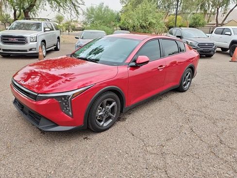 Used 2025 Kia K4 FWD image 8
