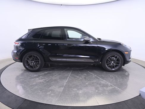 Certified 2023 Porsche Macan Turbo AWD/4WD image 8