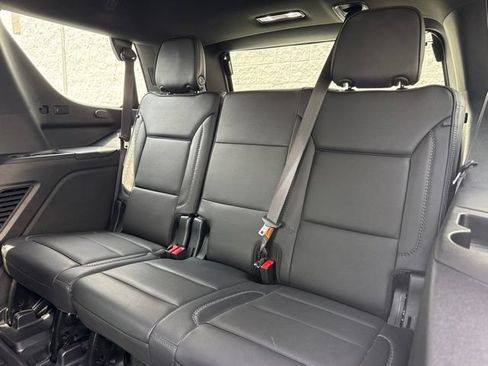 Used 2023 GMC Yukon Denali AWD/4WD image 11