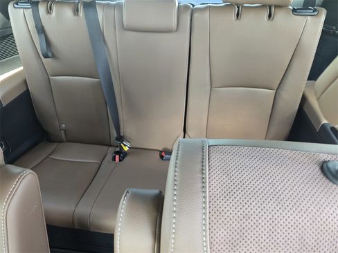 Used 2025 Toyota Grand Highlander AWD Hybrid image 11