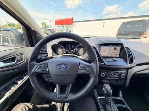 Used 2019 Ford Escape SE FWD image 14
