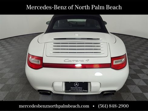 Used 2011 Porsche 911 Carrera 4 image 6