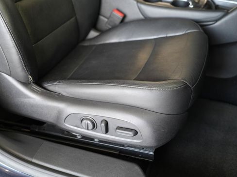 Used 2016 Chevrolet Malibu Hybrid w/ Leather Package FWD image 31
