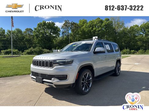 Used 2022 Jeep Wagoneer Series II w/ Premium Group I AWD/4WD image 1