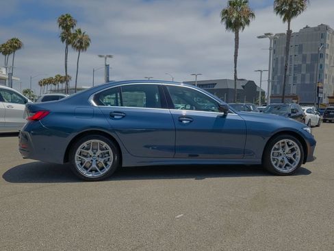 New 2026 BMW 330i Sedan w/ Premium Package RWD image 4