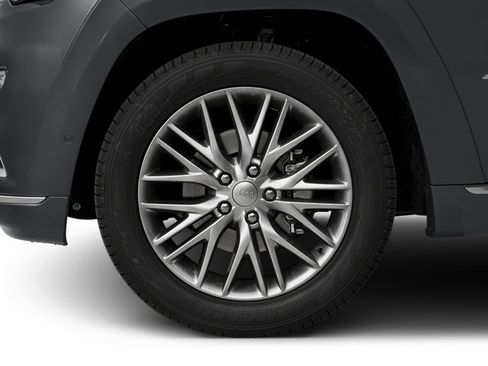 Certified 2017 Jeep Grand Cherokee Summit image 11