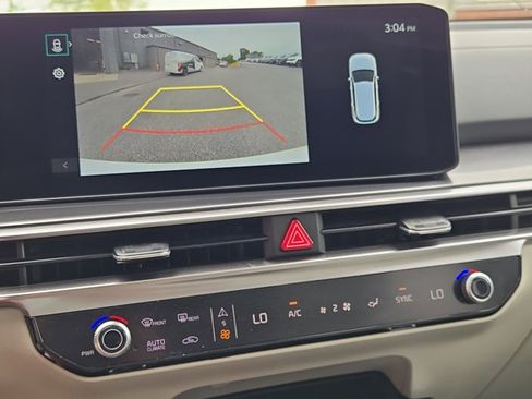 Certified 2025 Kia Sorento S w/ Panoramic Sunroof Package FWD image 62
