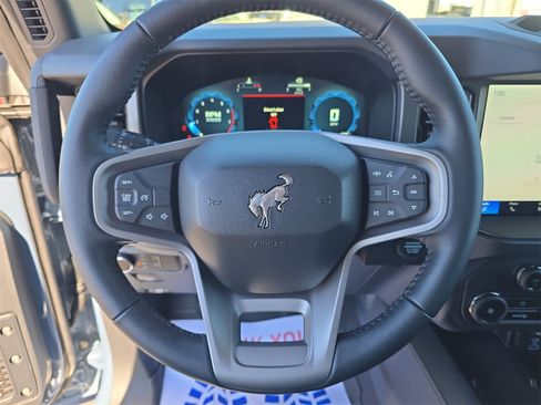 New 2025 Ford Bronco Badlands w/ Sasquatch Package image 22