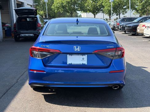 Used 2022 Honda Civic Sport image 10