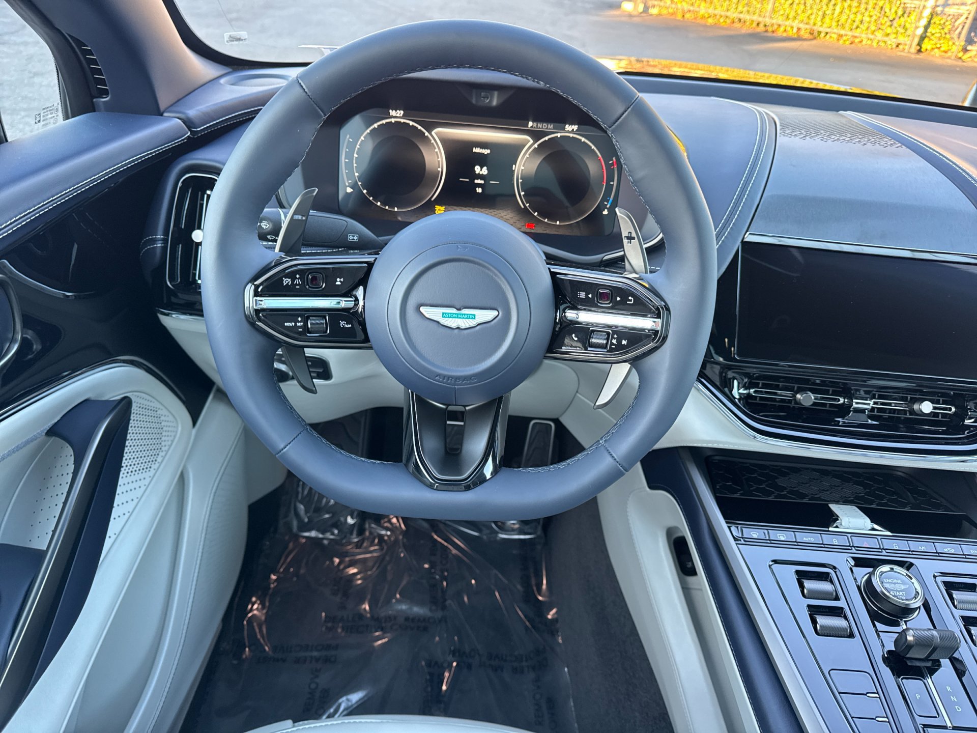 Used 2026 Aston Martin DBX 707 AWD/4WD image 16