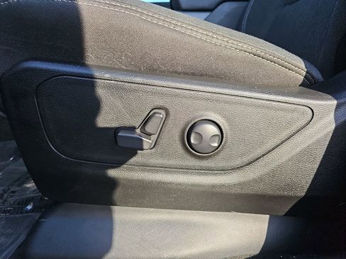 Used 2024 RAM 1500 Big Horn image 26