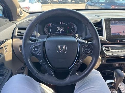 Used 2019 Honda Ridgeline RTL-E image 12