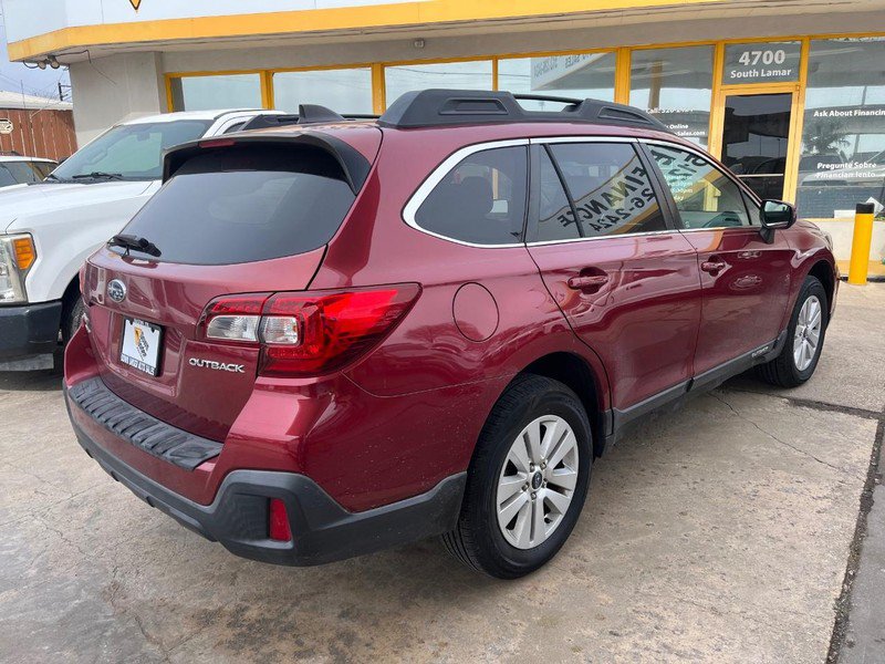 Used 2018 Subaru Outback 2.5i Premium AWD/4WD image 4