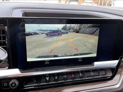 Used 2024 Chevrolet Silverado 2500 LT image 11