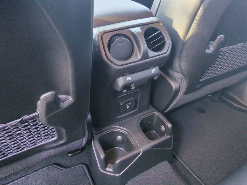 New 2027 Jeep Gladiator Rubicon AWD/4WD image 30
